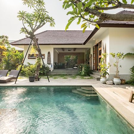 Villa Nya Ubud Exterior photo